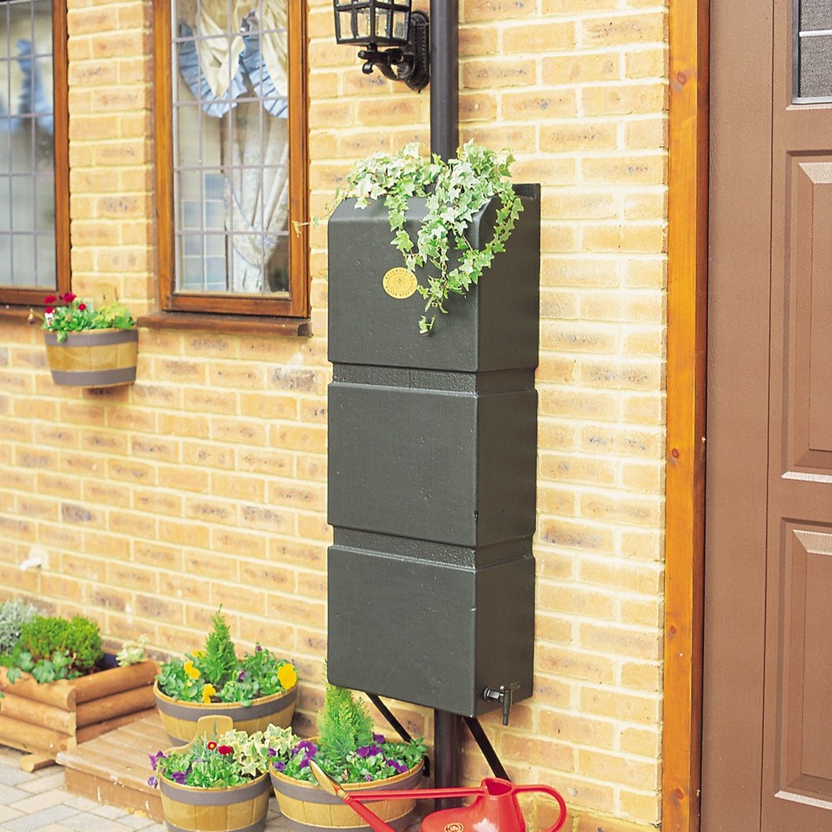  Prestige Regenton Grijs (waterton) 100L (incl. Kraantje En Aan De Wand/muur Te Bevestigen)