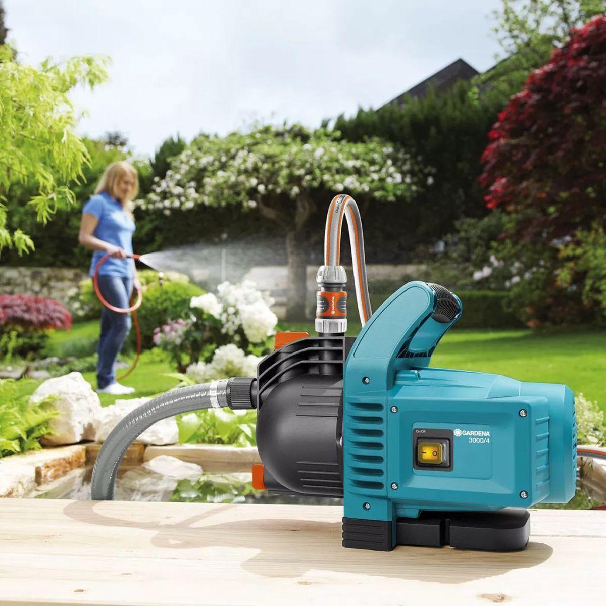  GARDENA - Classic Besproeiingspomp 3000/4 Compleet - Waterpomp - Incl. 3.5 M Aanzuigslang En 20 M Slang