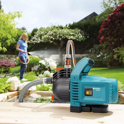  GARDENA - Classic Besproeiingspomp 3000/4 Compleet - Waterpomp - Incl. 3.5 M Aanzuigslang En 20 M Slang