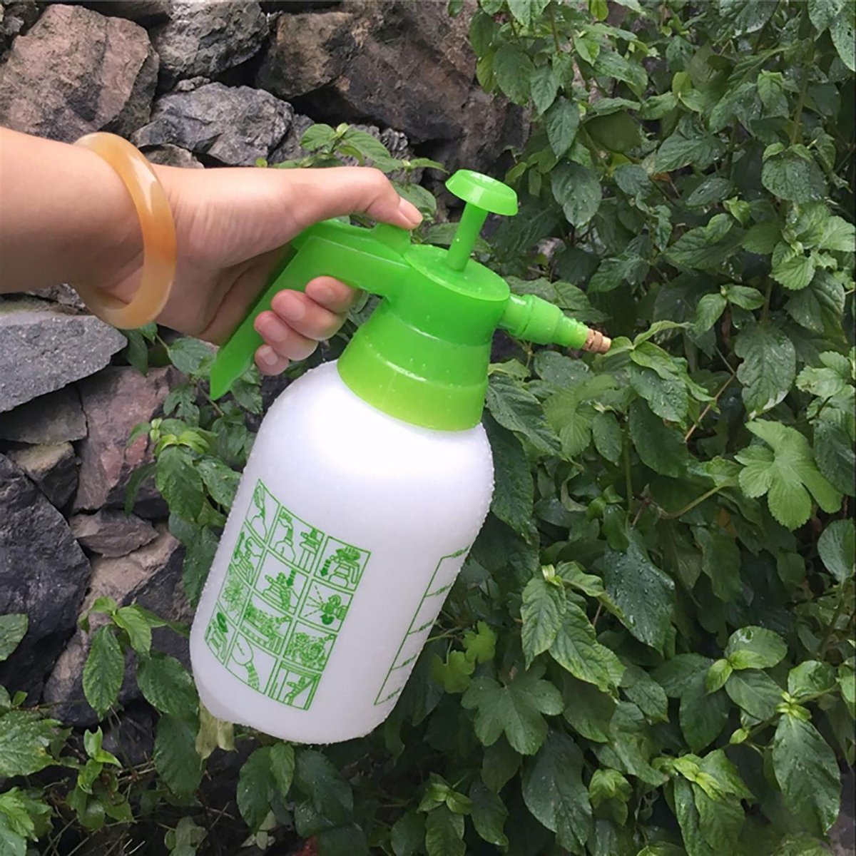  Drukspuit - Verstuiver - Plantenspuit - Plantensproeier - 2 Liter - Able &amp; Borret