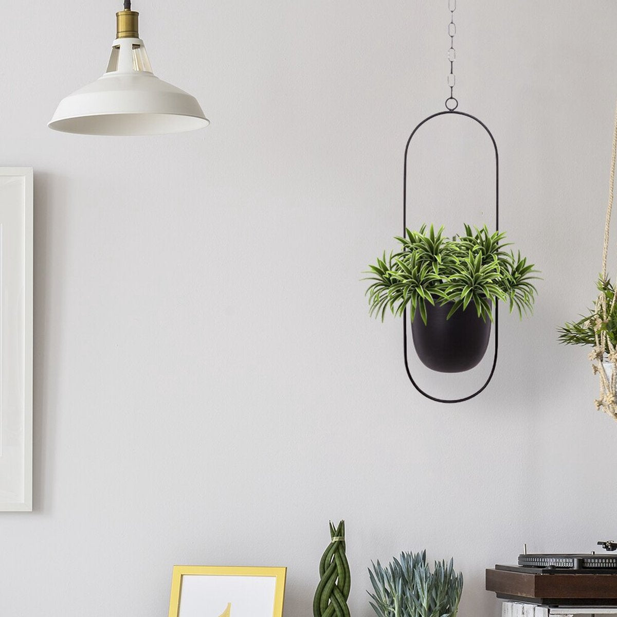  Be-Inspired® Hangende Bloempot Ovaal - Bloempot Binnen - Voor Hangplant – Plant Bloem Pot Met Opknoping – Plantenhanger - Plantenbak - Industrieel – Scandinavisch - Metaal - Zwart