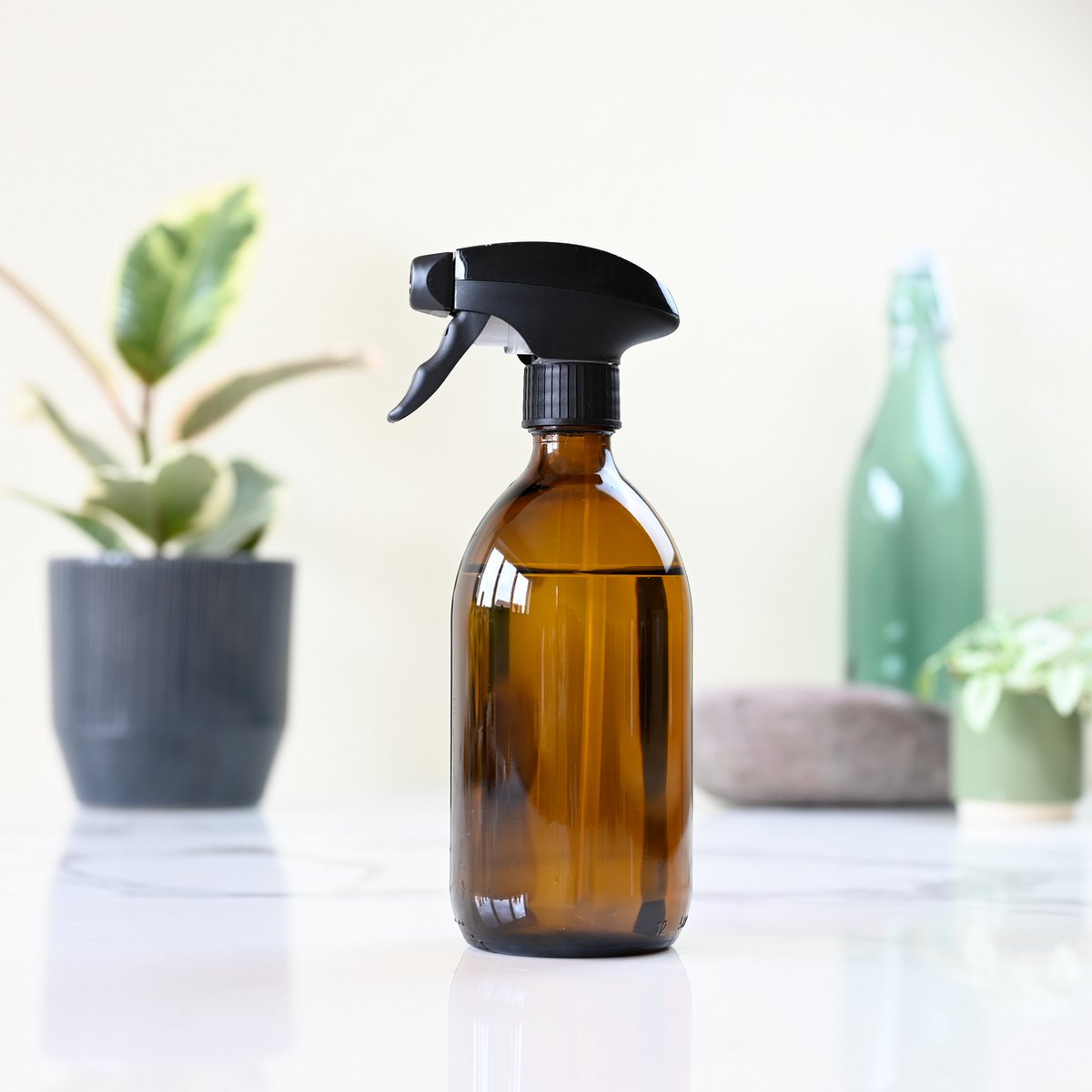  Groeikruid® Plantenspuit | 500 Ml Amber Glas | Met Zwarte Spraykop | Plantensproeier Binnen | Waterverstuiver | Verstuiver | Waterspuit