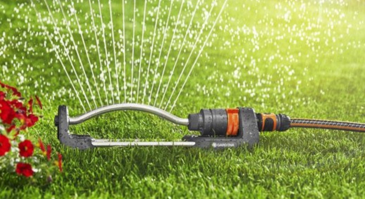  GARDENA - Zwenksproeier Aqua S - Tuinsproeier - 90 Tot 220 M²