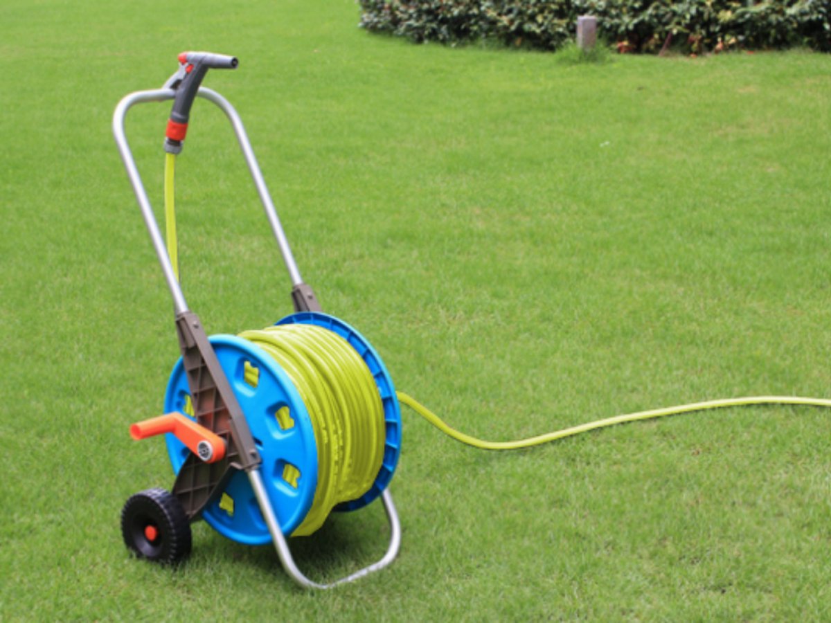  Slangenwagen Met 50 Meter Tuinslang | Eagle Garden | Incl. Spuitkopstuk En Connectors | Geel