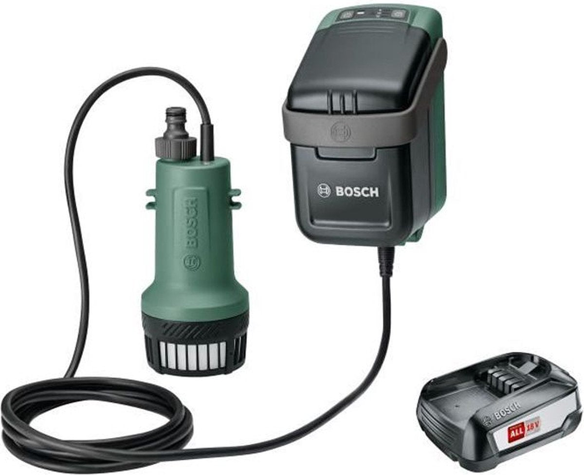  Bosch GardenPump 18 Accu Regentonpomp - Met 1 X 18 V Accu En Lader