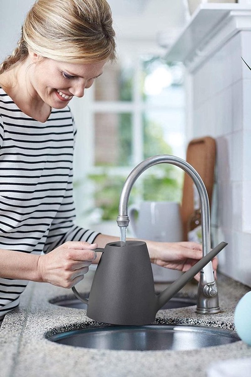  Elho Brussels Gieter 1,8l - Gieter Voor Binnenkweken En Oogsten - Ø 33.0 X H 17.0 Cm - Zwart/Antraciet